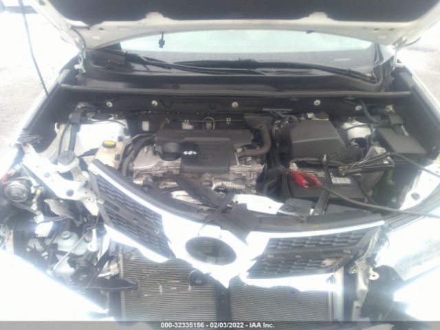 Photo 9 VIN: 2T3RFREV0FW348285 - TOYOTA RAV4 