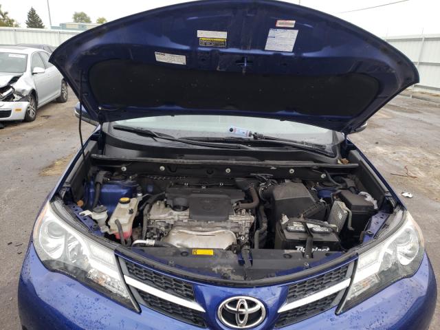 Photo 6 VIN: 2T3RFREV0FW360601 - TOYOTA RAV4 XLE 