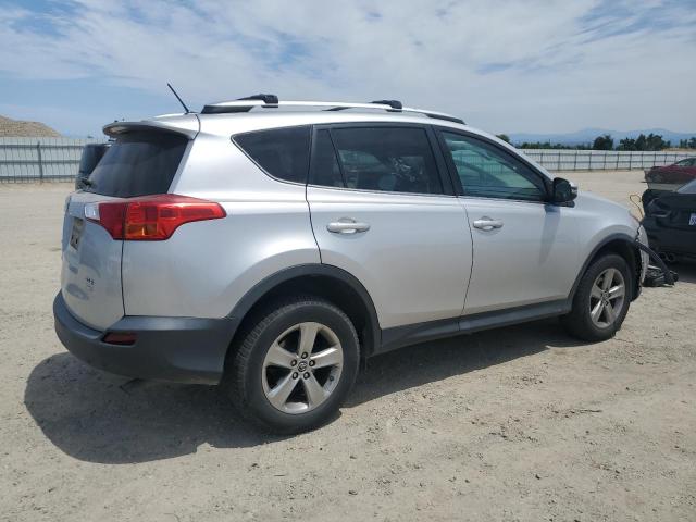 Photo 2 VIN: 2T3RFREV0FW405956 - TOYOTA RAV4 XLE 