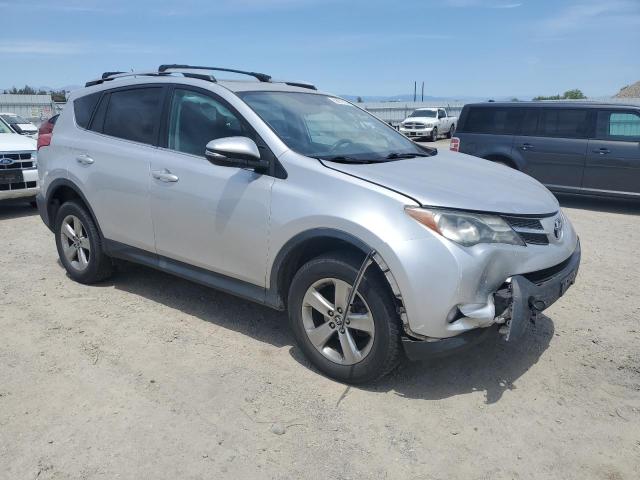 Photo 3 VIN: 2T3RFREV0FW405956 - TOYOTA RAV4 XLE 