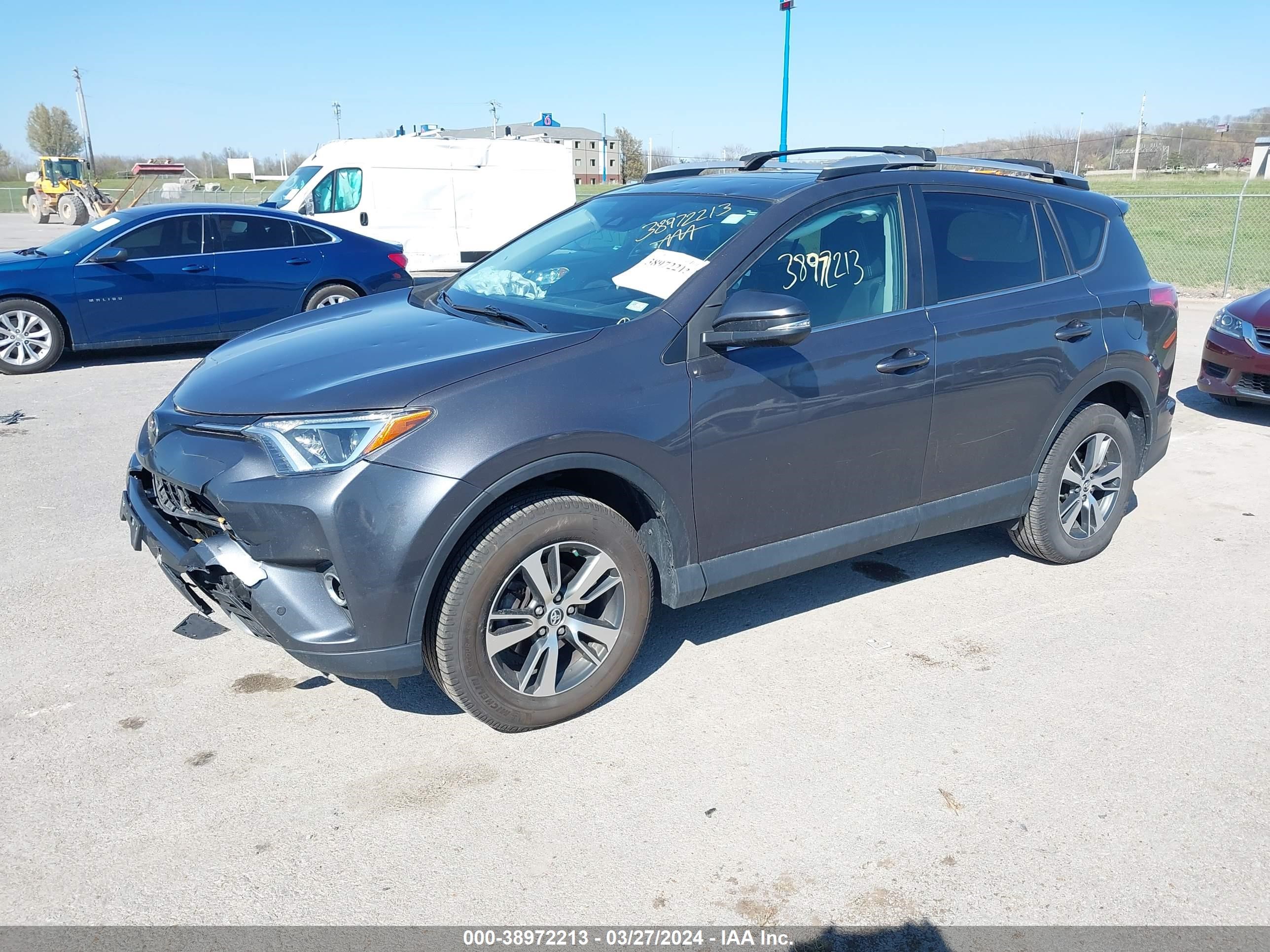 Photo 1 VIN: 2T3RFREV0GW437033 - TOYOTA RAV 4 