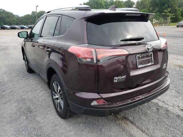 Photo 2 VIN: 2T3RFREV0GW517593 - TOYOTA RAV4 XLE 