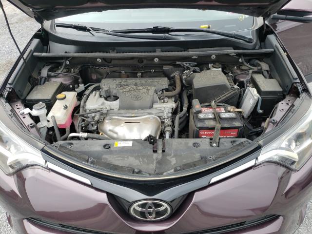 Photo 6 VIN: 2T3RFREV0GW517593 - TOYOTA RAV4 XLE 