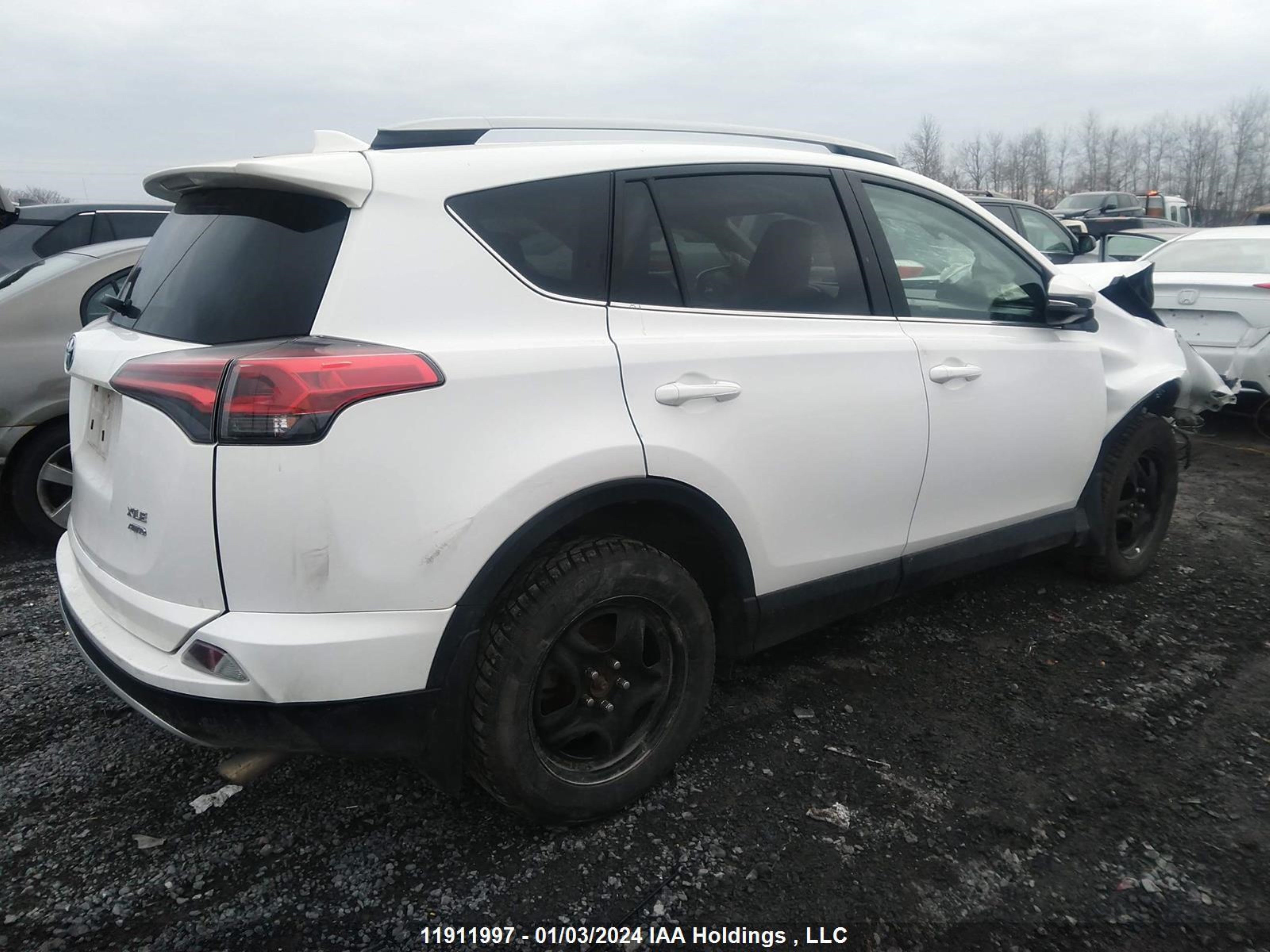 Photo 3 VIN: 2T3RFREV0HW631675 - TOYOTA RAV 4 