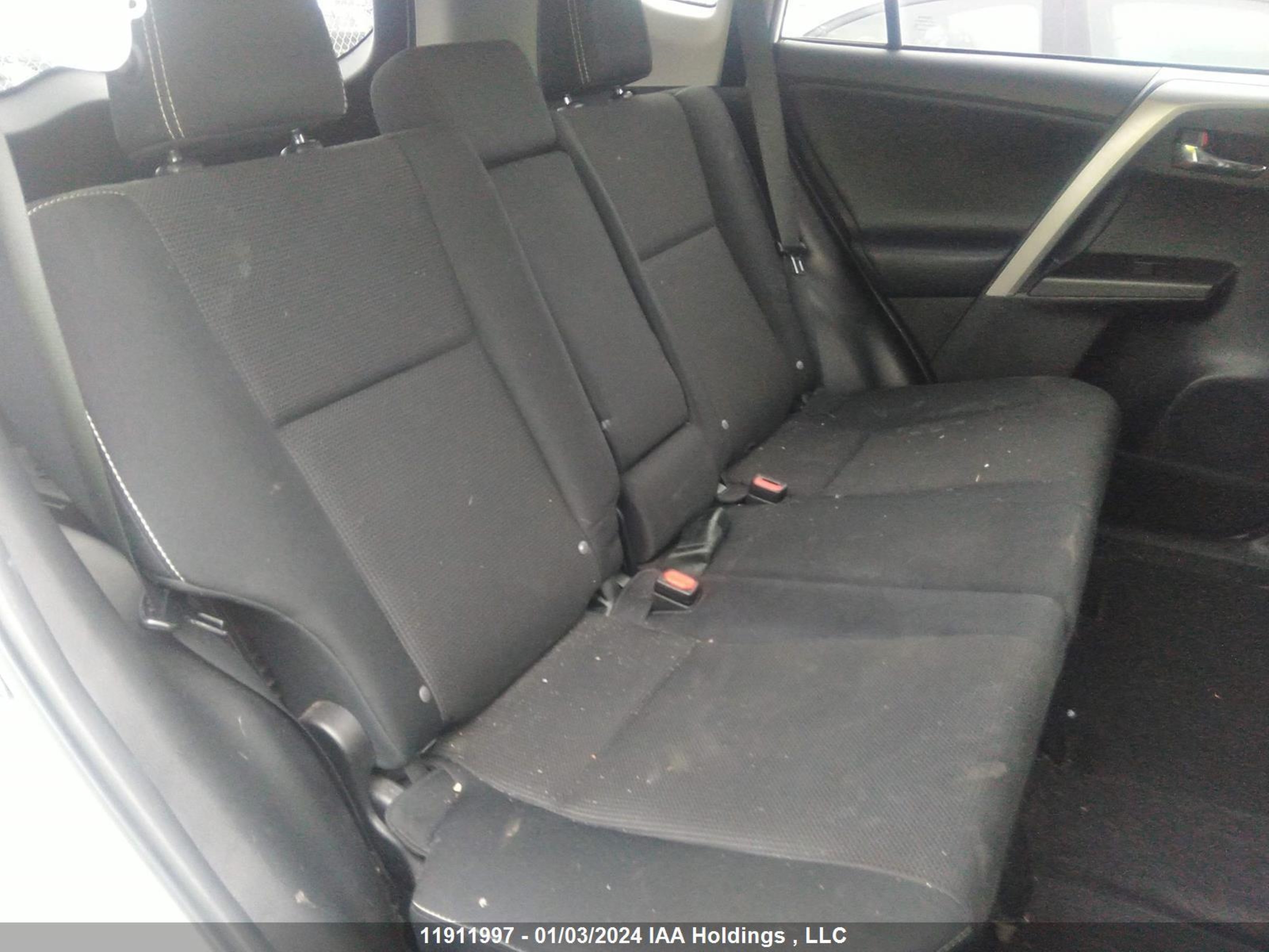 Photo 7 VIN: 2T3RFREV0HW631675 - TOYOTA RAV 4 