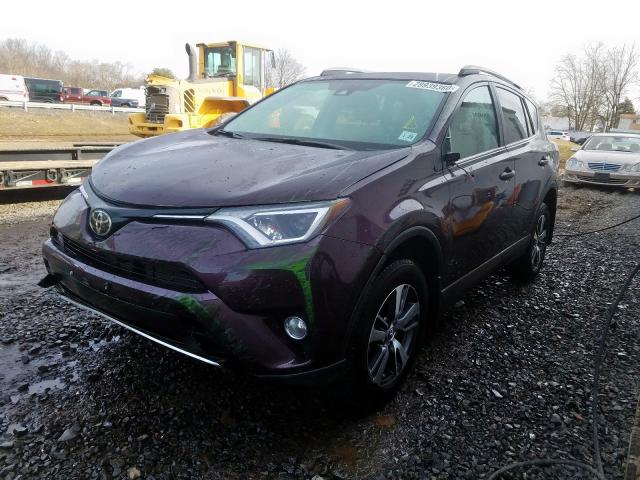 Photo 1 VIN: 2T3RFREV0JW722242 - TOYOTA RAV4 ADVEN 