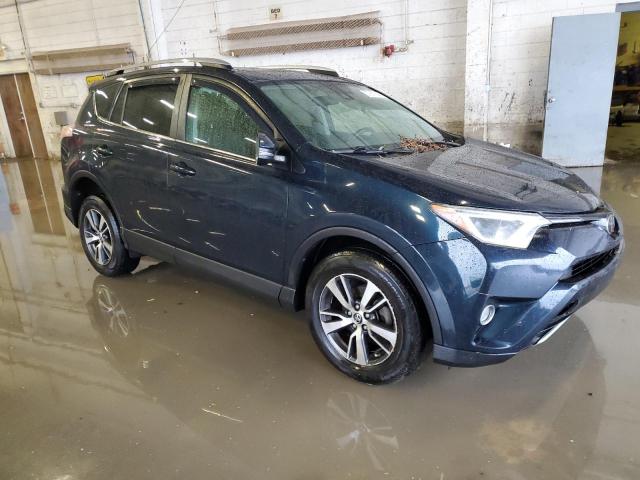 Photo 3 VIN: 2T3RFREV0JW739042 - TOYOTA RAV4 