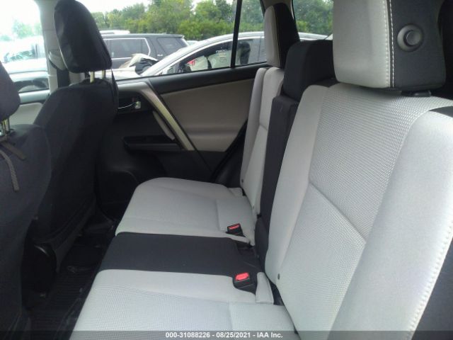 Photo 7 VIN: 2T3RFREV0JW842039 - TOYOTA RAV4 