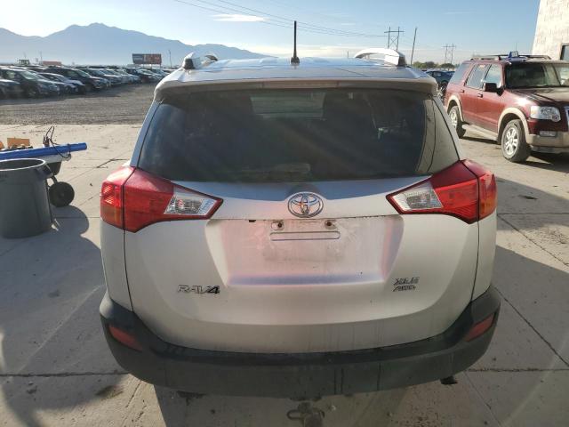 Photo 5 VIN: 2T3RFREV1DW117618 - TOYOTA RAV4 XLE 