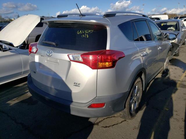 Photo 3 VIN: 2T3RFREV1FW309317 - TOYOTA RAV4 XLE 