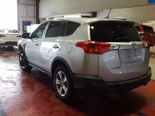 Photo 2 VIN: 2T3RFREV1FW347260 - TOYOTA RAV4 XLE 