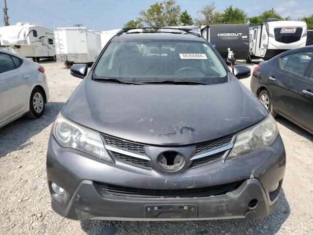 Photo 4 VIN: 2T3RFREV1FW372756 - TOYOTA RAV4 XLE 