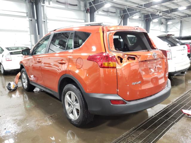 Photo 2 VIN: 2T3RFREV1FW372773 - TOYOTA RAV4 XLE 