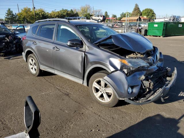 Photo 3 VIN: 2T3RFREV1FW381781 - TOYOTA RAV4 XLE 