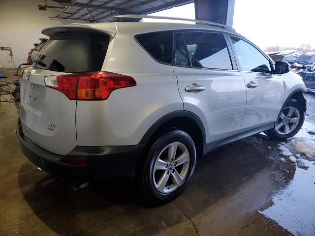 Photo 2 VIN: 2T3RFREV1FW398077 - TOYOTA RAV4 