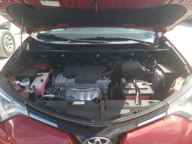 Photo 6 VIN: 2T3RFREV1GW526111 - TOYOTA RAV4 XLE 