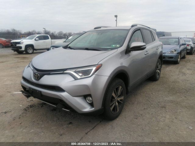 Photo 1 VIN: 2T3RFREV1HW567887 - TOYOTA RAV4 