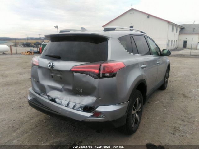 Photo 3 VIN: 2T3RFREV1HW567887 - TOYOTA RAV4 