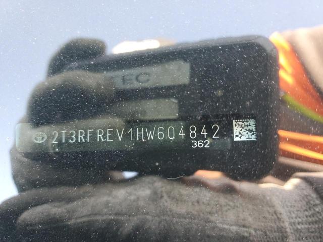 Photo 13 VIN: 2T3RFREV1HW604842 - TOYOTA RAV4 XLE 