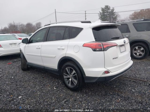 Photo 2 VIN: 2T3RFREV1HW652762 - TOYOTA RAV4 