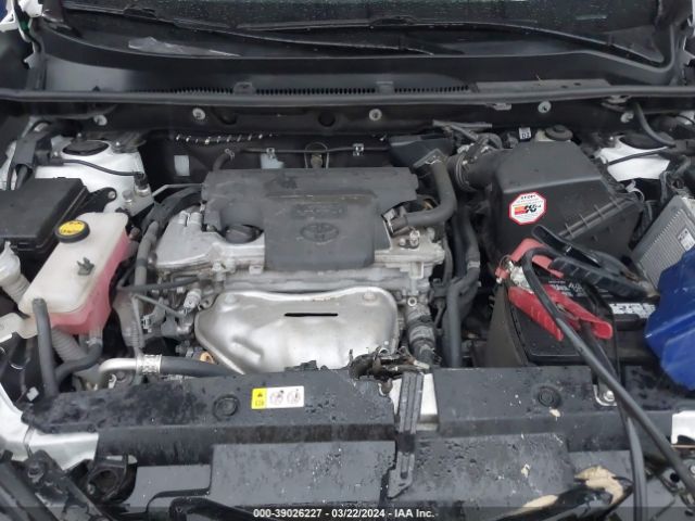 Photo 9 VIN: 2T3RFREV1JW841403 - TOYOTA RAV4 