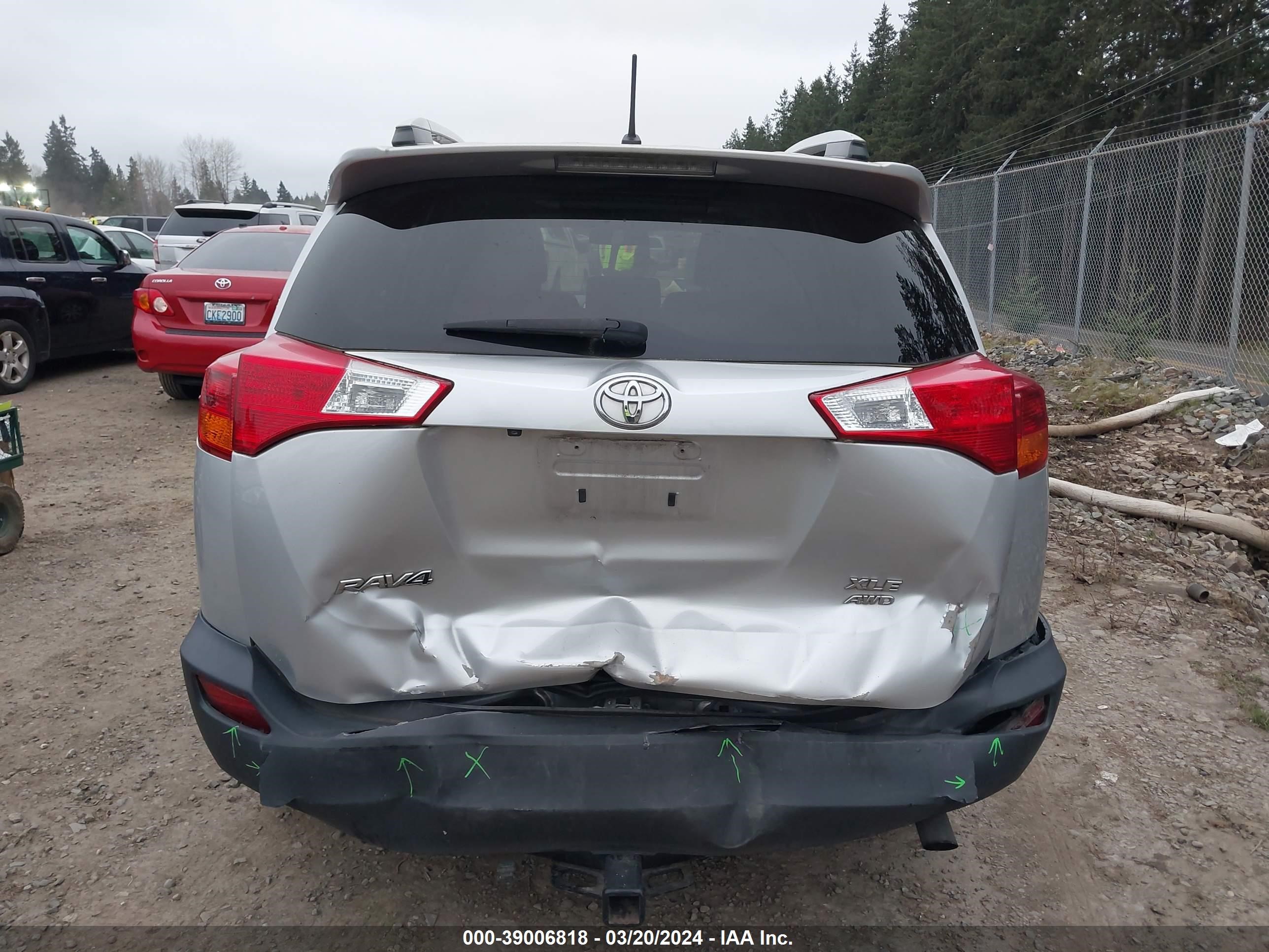 Photo 5 VIN: 2T3RFREV2DW006284 - TOYOTA RAV 4 