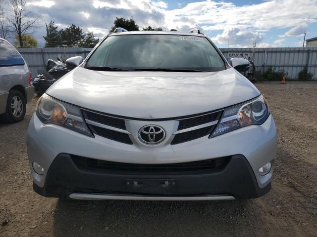 Photo 4 VIN: 2T3RFREV2DW032738 - TOYOTA RAV4 XLE 