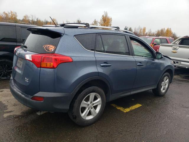 Photo 2 VIN: 2T3RFREV2DW044971 - TOYOTA RAV4 XLE 