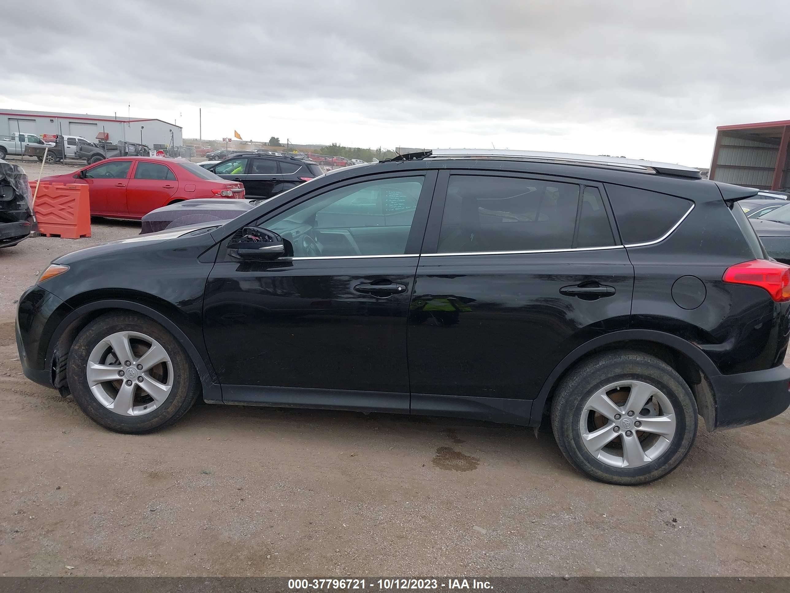 Photo 13 VIN: 2T3RFREV2DW053332 - TOYOTA RAV 4 