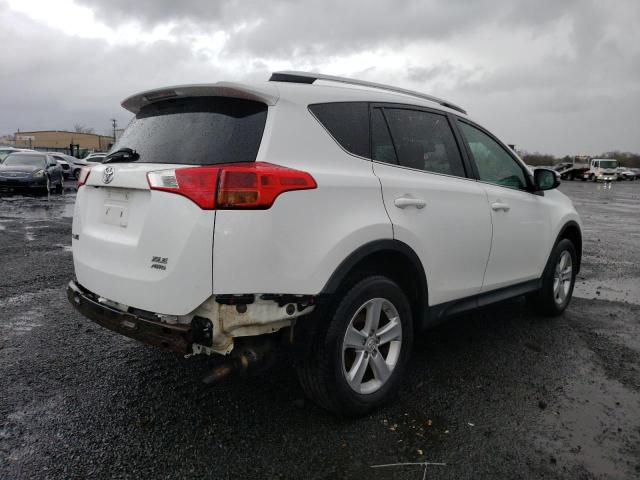 Photo 2 VIN: 2T3RFREV2DW057378 - TOYOTA RAV4 XLE 