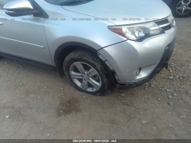 Photo 5 VIN: 2T3RFREV2DW077968 - TOYOTA RAV4 