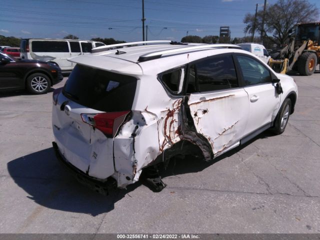 Photo 3 VIN: 2T3RFREV2EW215672 - TOYOTA RAV4 