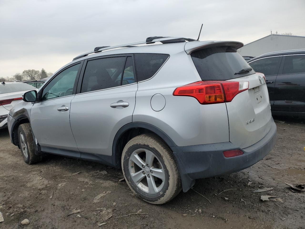 Photo 1 VIN: 2T3RFREV2EW215753 - TOYOTA RAV 4 