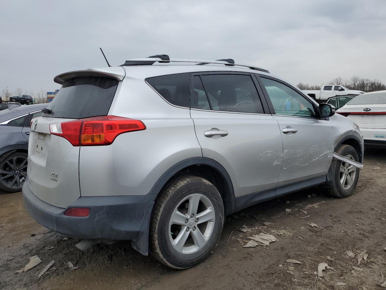 Photo 2 VIN: 2T3RFREV2EW215753 - TOYOTA RAV 4 