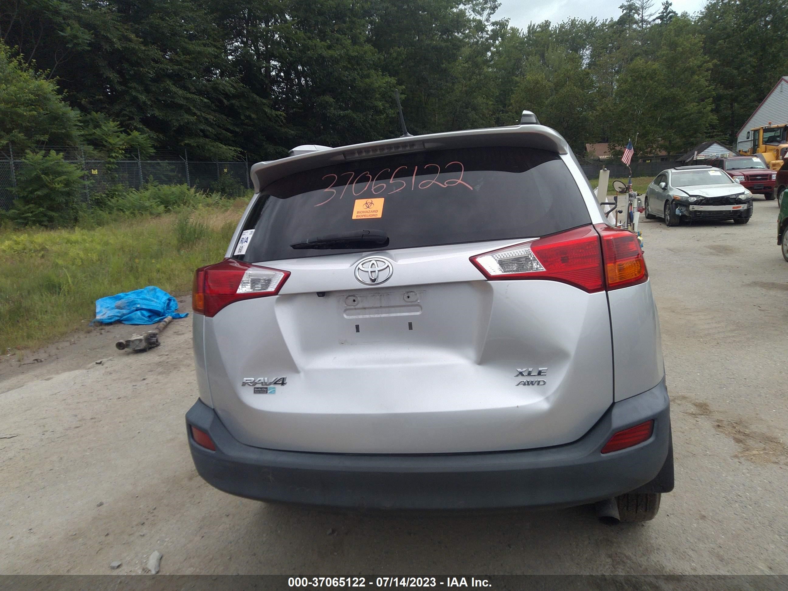 Photo 14 VIN: 2T3RFREV2FW243179 - TOYOTA RAV 4 