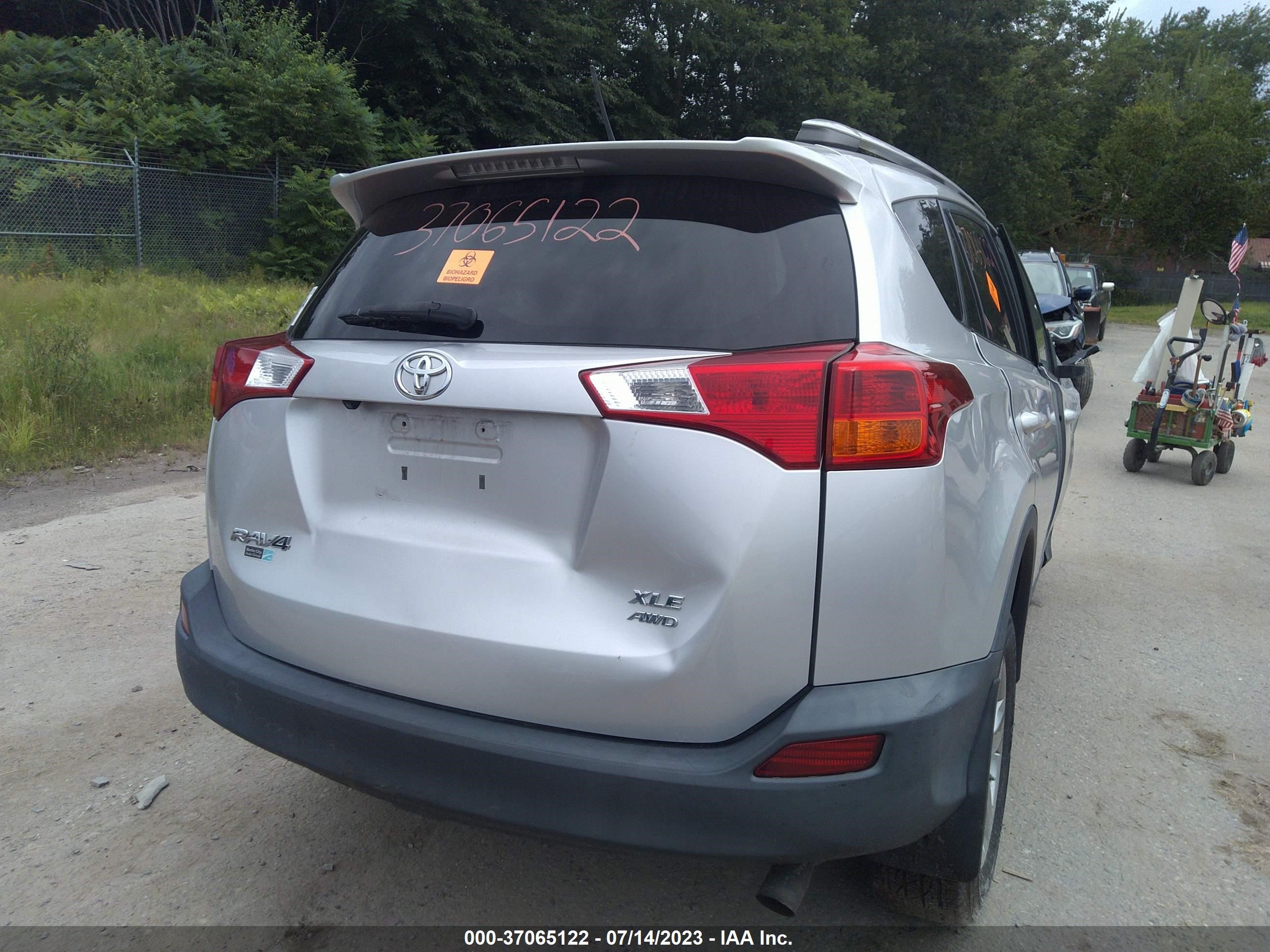 Photo 7 VIN: 2T3RFREV2FW243179 - TOYOTA RAV 4 