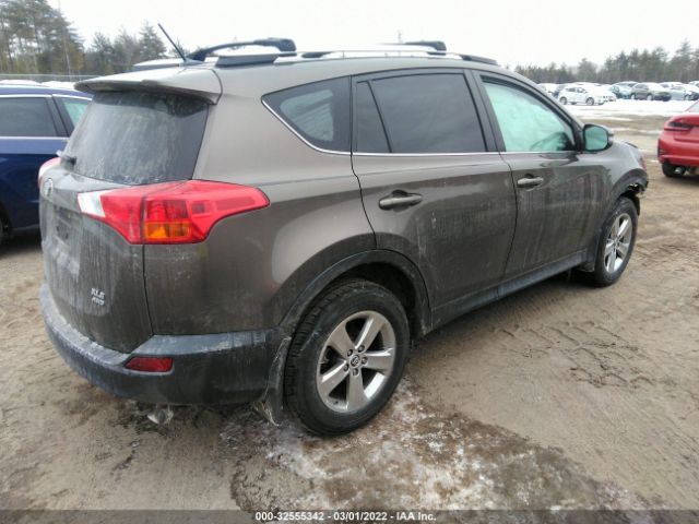 Photo 3 VIN: 2T3RFREV2FW349616 - TOYOTA RAV4 