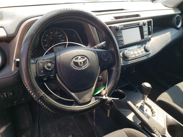 Photo 8 VIN: 2T3RFREV2FW360583 - TOYOTA RAV4 XLE 