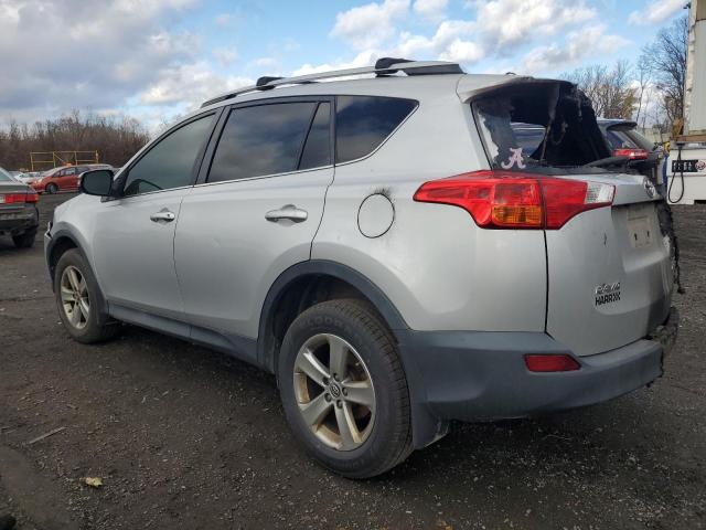 Photo 1 VIN: 2T3RFREV2FW368019 - TOYOTA RAV4 XLE 