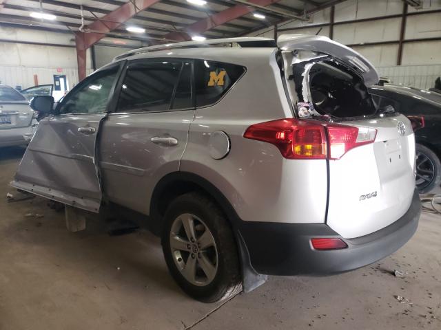 Photo 2 VIN: 2T3RFREV2FW396242 - TOYOTA RAV4 XLE 