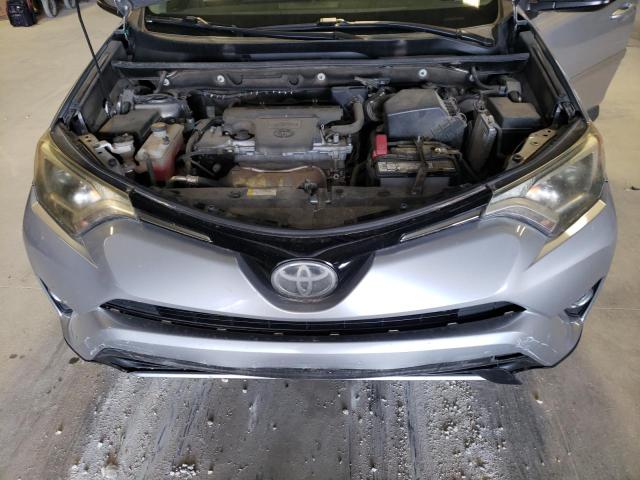 Photo 10 VIN: 2T3RFREV2HW660174 - TOYOTA RAV4 XLE 