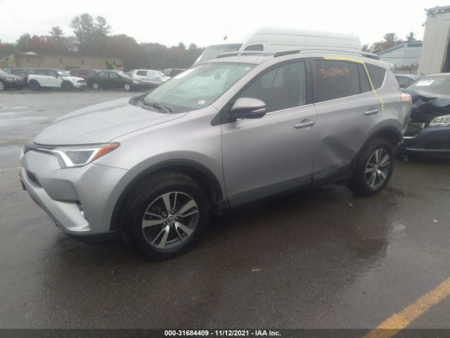 Photo 1 VIN: 2T3RFREV2HW678612 - TOYOTA RAV4 