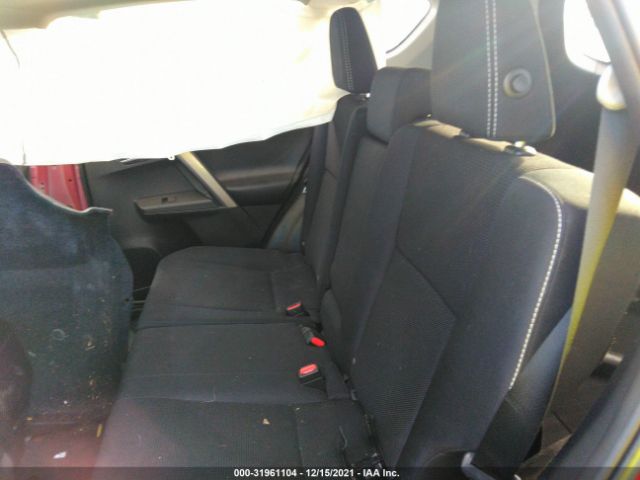 Photo 7 VIN: 2T3RFREV2JW733646 - TOYOTA RAV4 