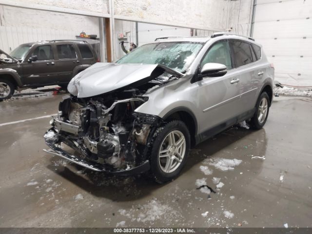 Photo 1 VIN: 2T3RFREV2JW766761 - TOYOTA RAV4 