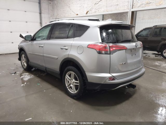 Photo 2 VIN: 2T3RFREV2JW766761 - TOYOTA RAV4 