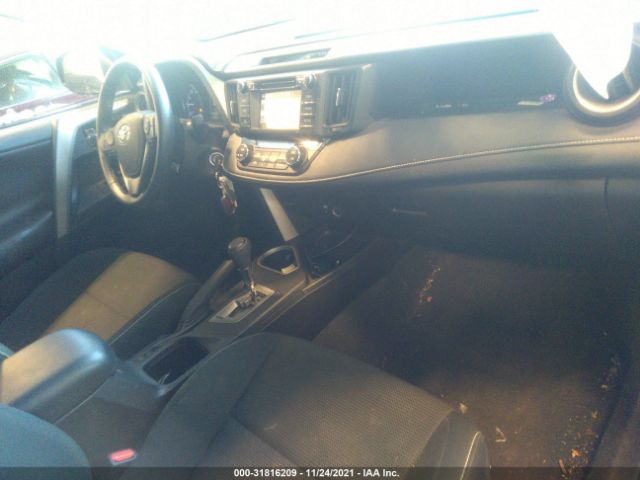 Photo 4 VIN: 2T3RFREV2JW802402 - TOYOTA RAV4 