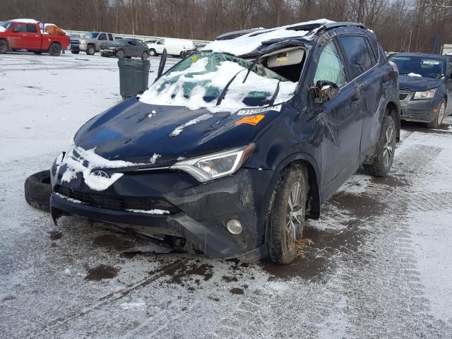 Photo 1 VIN: 2T3RFREV2JW812556 - TOYOTA RAV4 ADVEN 