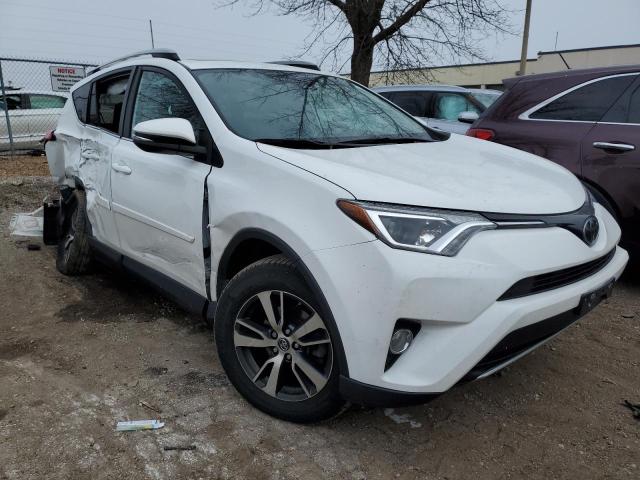 Photo 3 VIN: 2T3RFREV2JW846643 - TOYOTA RAV4 ADVEN 