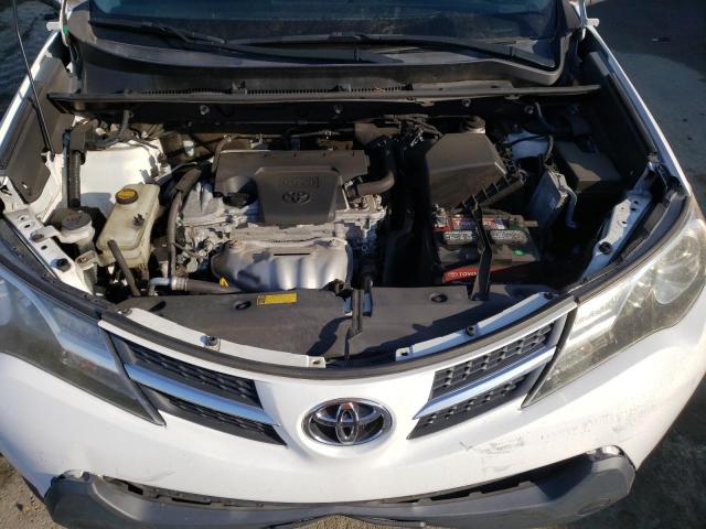 Photo 11 VIN: 2T3RFREV3DW024308 - TOYOTA RAV4 XLE 