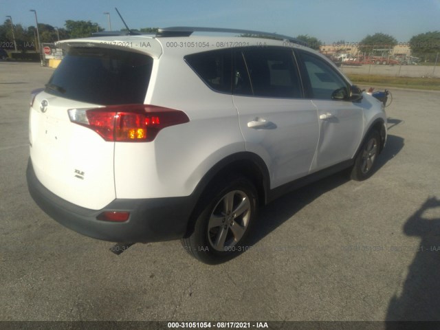 Photo 3 VIN: 2T3RFREV3DW072374 - TOYOTA RAV4 